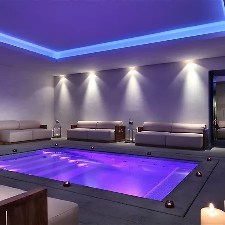 La Boutique Hotel