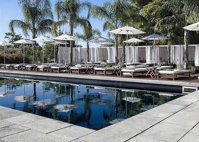 La Boutique Ξενοδοχείο 4*